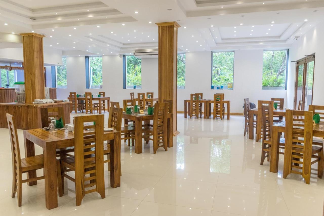 Nice Place Resort Дамбула Екстериор снимка